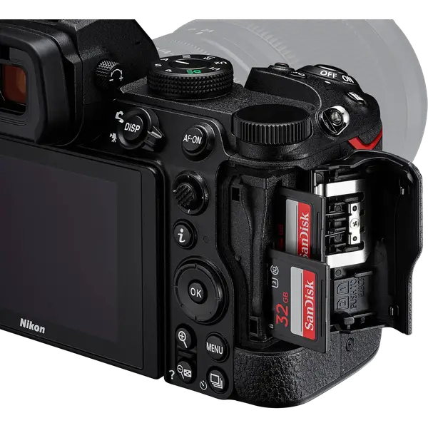 Бездзеркальний фотоапарат Nikon Z5 body (VOA040AE)