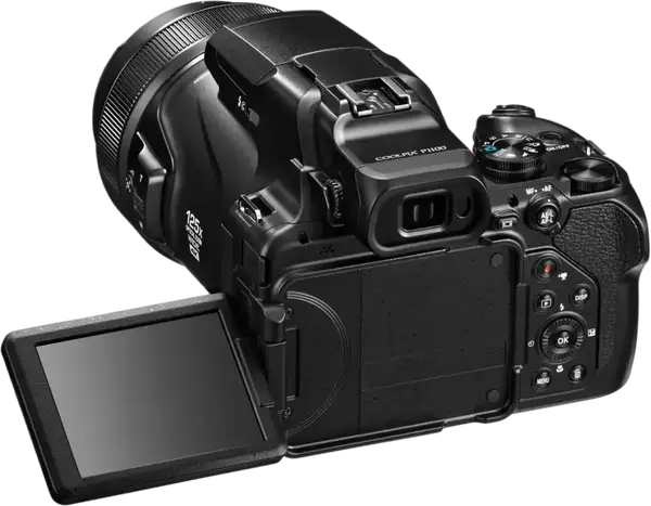 Фотоапарат Nikon P1100 (VQA170EA)