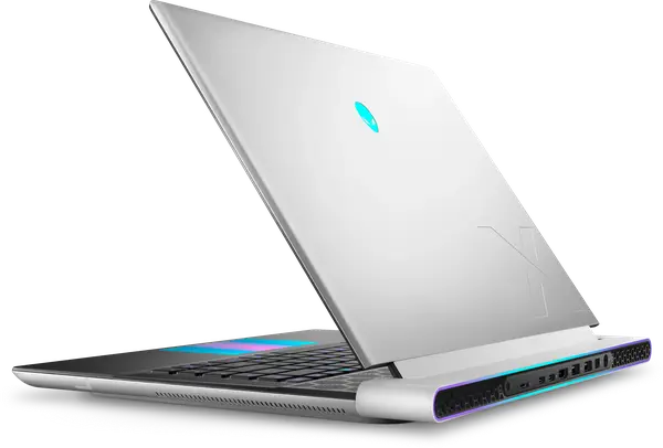 Ноутбук Dell Alienware x16 R2 Ultra 9 185H/32GB/4TB/Win11 RTX4090 240Hz (Alienware-x6R2-7890)