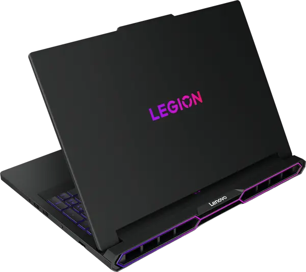Ноутбук Lenovo Legion Pro 7-16 Ultra 9-275HX/64GB/2TB/Win11P RTX5090 OLED (83F5004KPB)