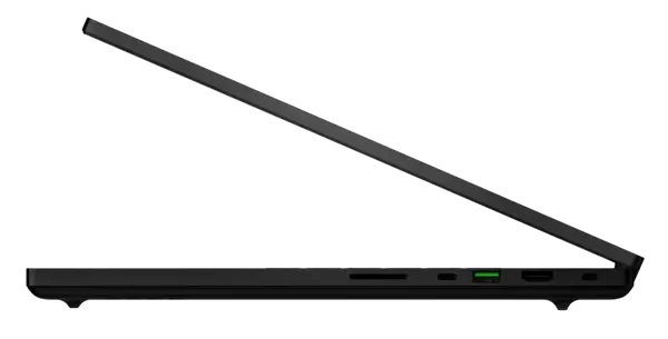 Ноутбук Razer Blade 18 i9-13950HX/32GB/1TB/Win11 RTX4070 240Hz (RZ09-0484SEH3-R3E1)