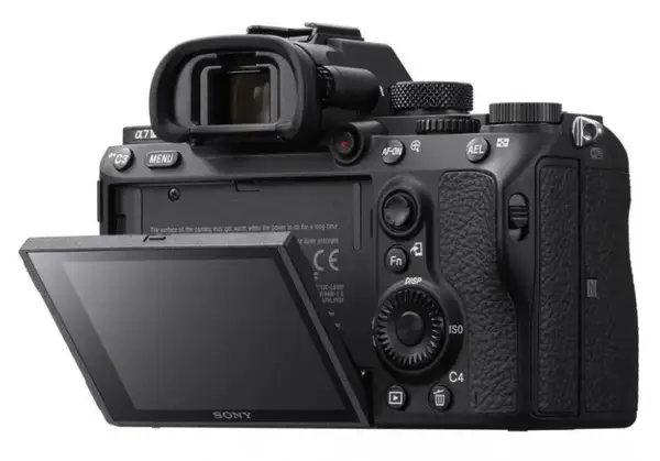 Бездзеркальний фотоапарат Sony Alpha A7 III Body (ILCE7M3B.CEC)