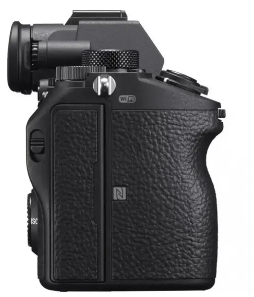 Бездзеркальний фотоапарат Sony Alpha A7 III Body (ILCE7M3B.CEC)